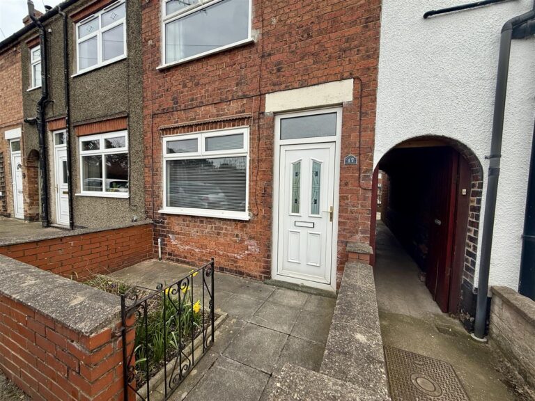 Bridle Lane, Leabrooks